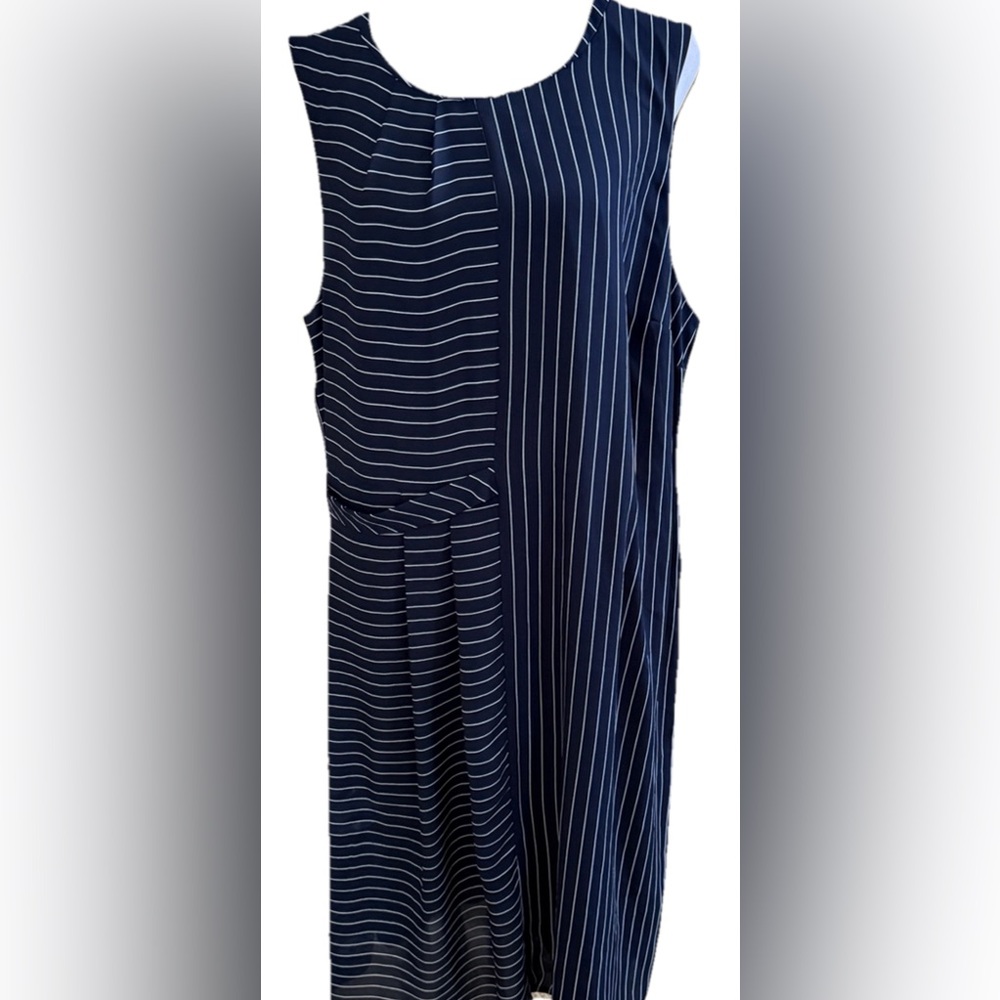 CHRISTOPHER & BANKS Navy Blue + White Pinstriped Sleeveless Sheath Dress Sz 16